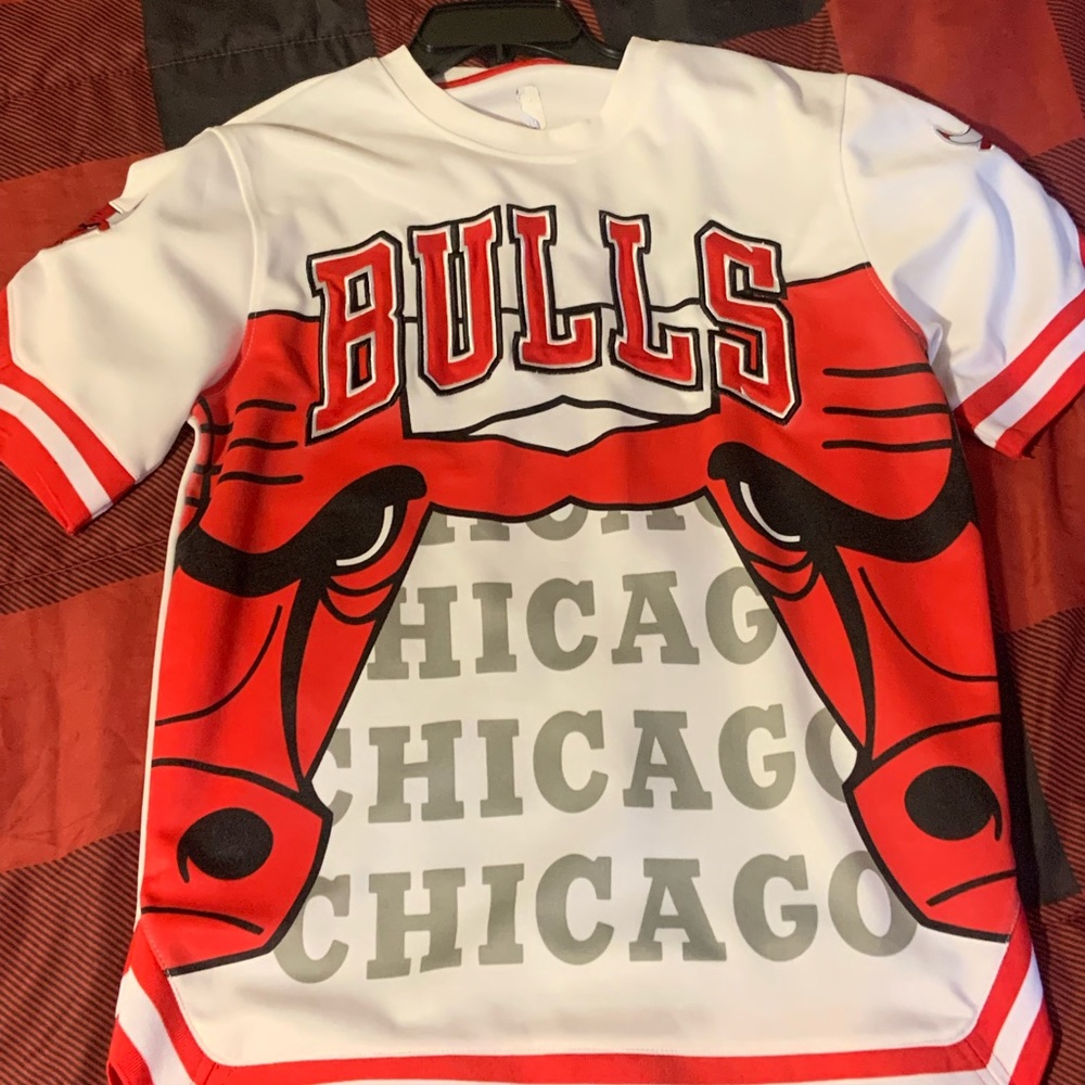 Chicago Bulls Graphic T-Shirt